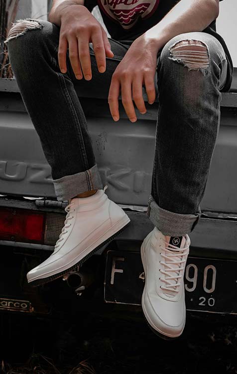 Sports Shoes